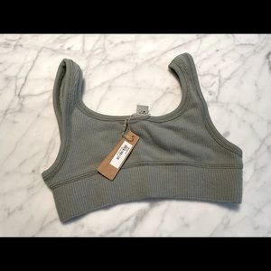 NWT - SKIMS - WAFFLE SCOOP BRA | MINERAL × 1
MINERAL / XS